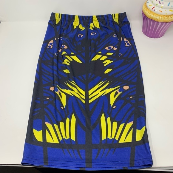 Design Skirt - Picture 2 of 3